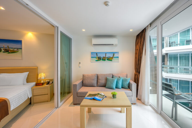 Living Area of One Bedroom Suite Category 2