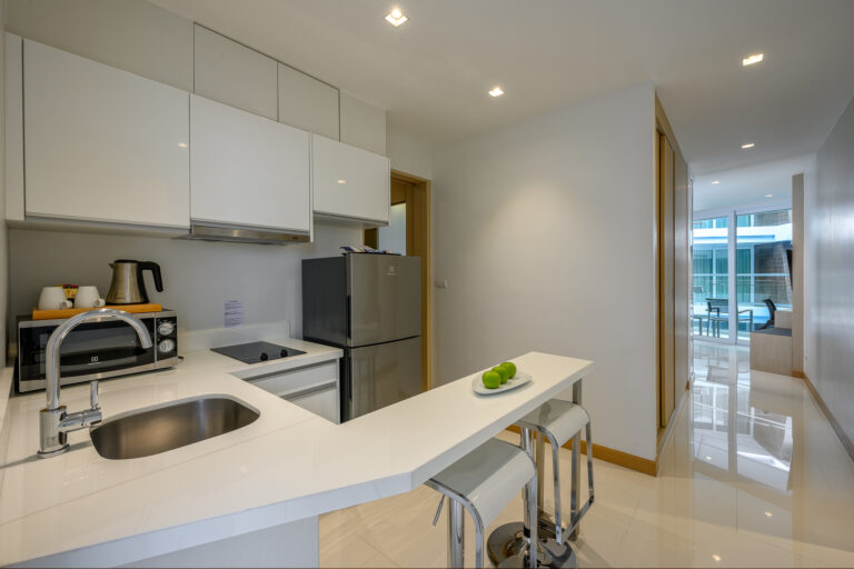 One Bedroom Suite-One Bedroom Seaview