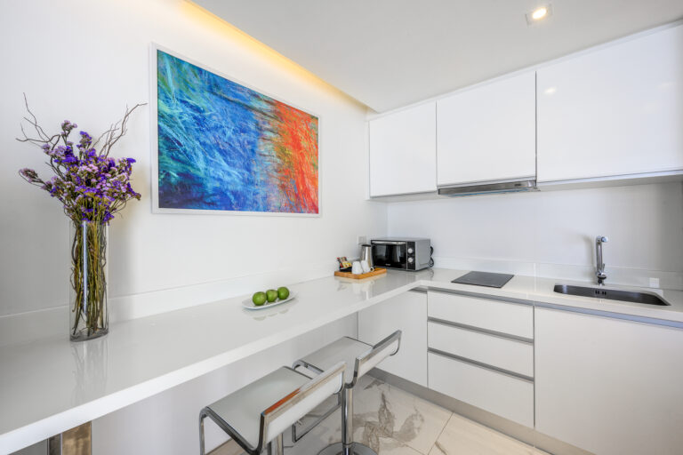 suite-hotel-beach-phuket-executive-beachfront-rawai