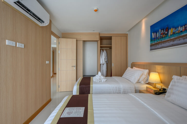 suite-pool-access-phuekt-beachfront-hotel-2-bedroom-rawai